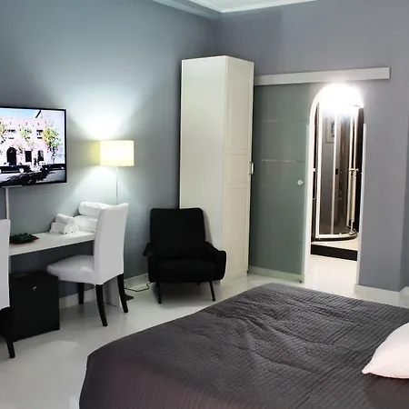 Gardenia Luxury לינה וארוחת בוקר